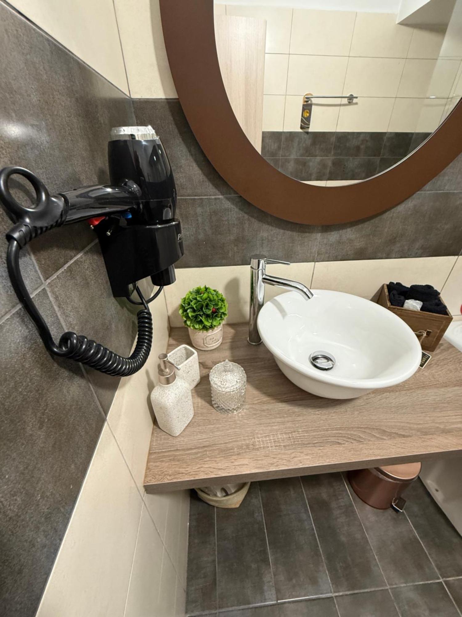 Apartamento Compass Lofts Atenas Exterior foto